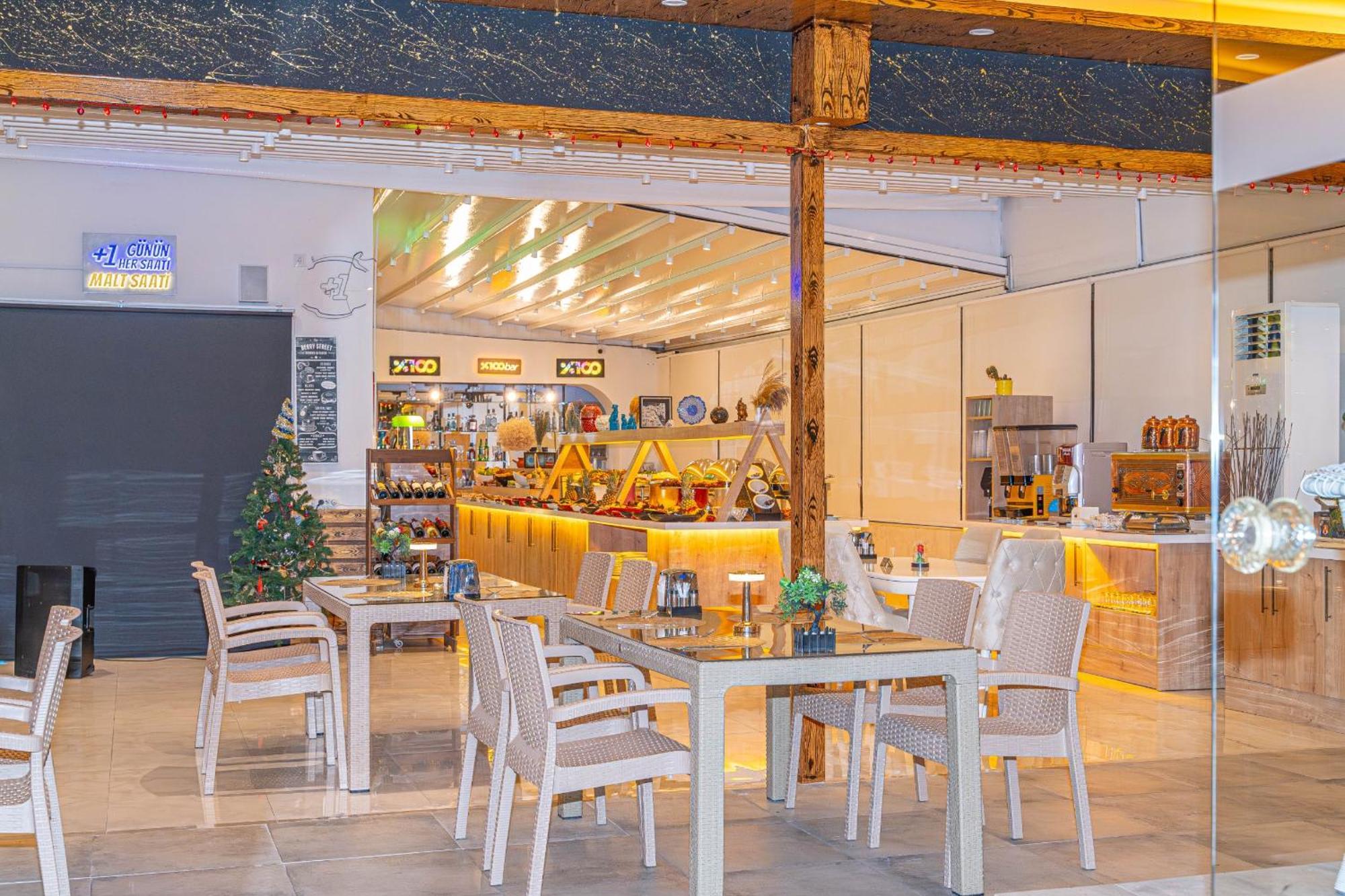 Far Life Hotel Antalia Esterno foto