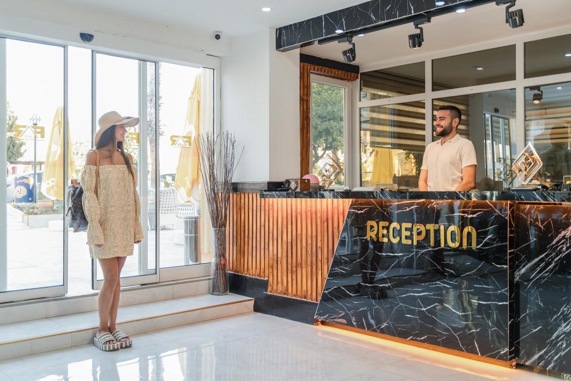 Far Life Hotel Antalia Esterno foto